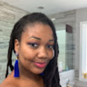 Meet your Posher, Ayesha